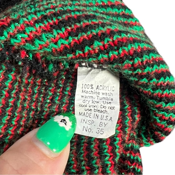 VTG G.F.C Ltd Black w/ metallic Red & Green Floral Acrylic Pullover Sweater - Picture 7 of 7